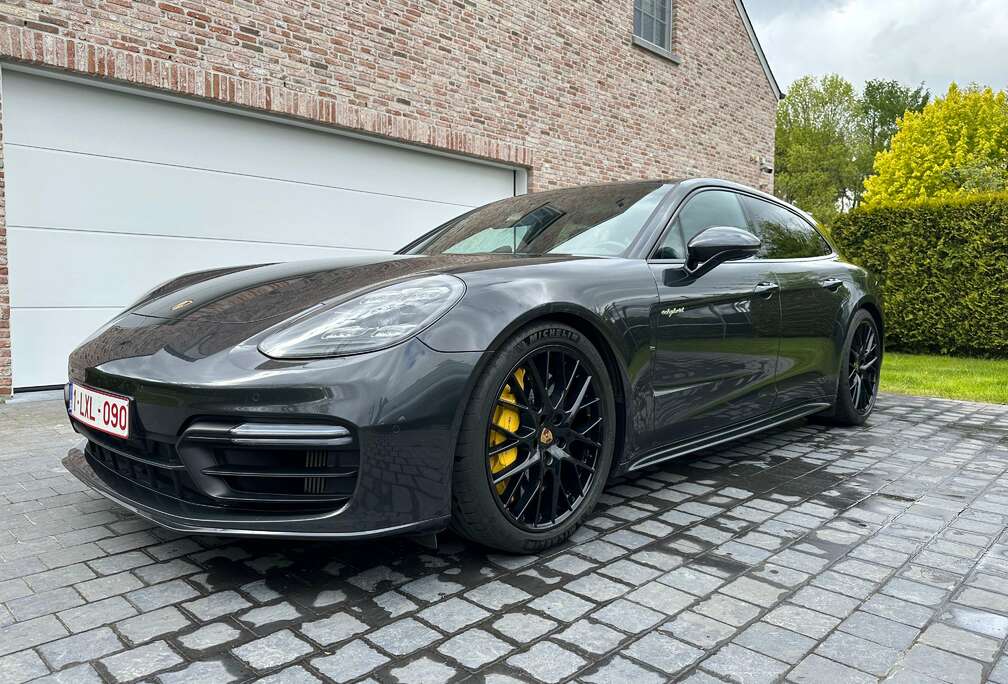 Porsche Panamera Turbo S E-Hybrid Sport Turismo