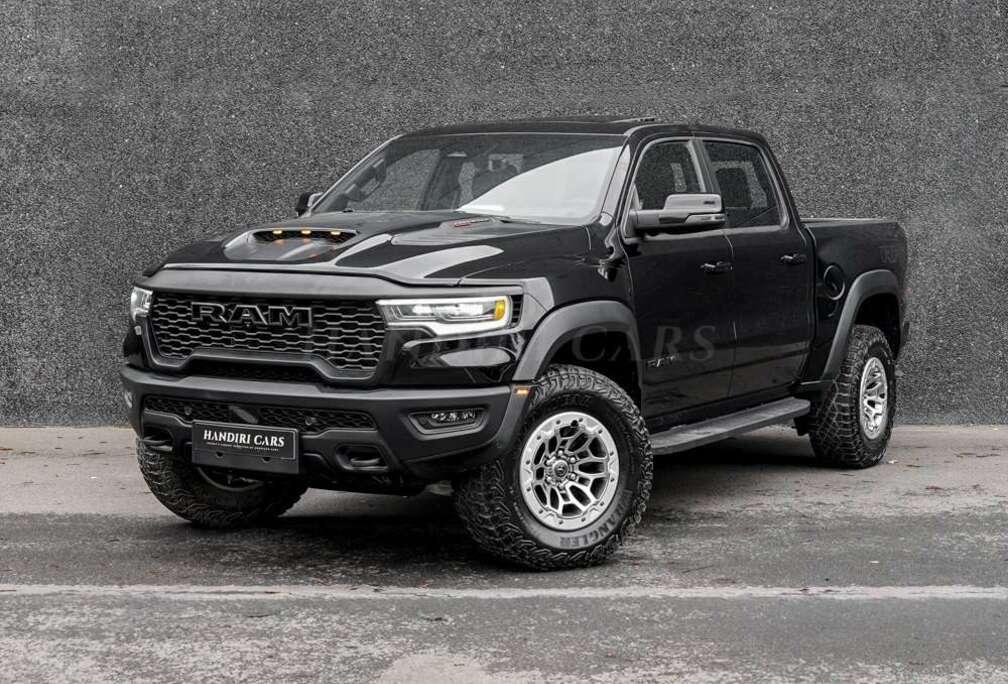 Dodge 2025 RHO € 86400 +A6H RHO LEVEL 1 EQUIPMENT GROUP +ANT BED UTILITY GROUP +CU2 RED INTERIOR ACCENTS