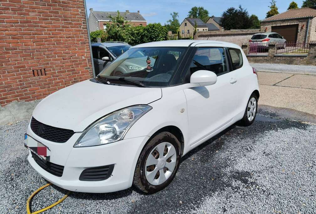 Suzuki Swift 1.2i GLX