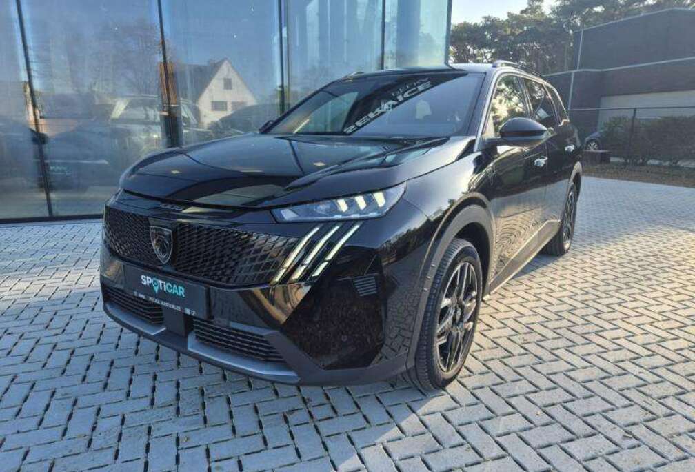 Peugeot MASSAGE/ALCANTARA/AGR/360 CAMERA PACK/DRIVE ASSIST