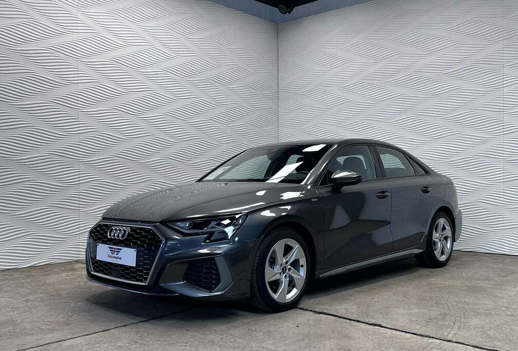Audi 30 TDI*S-LINE*S-TRONIC*CARPLAY*LEDER*