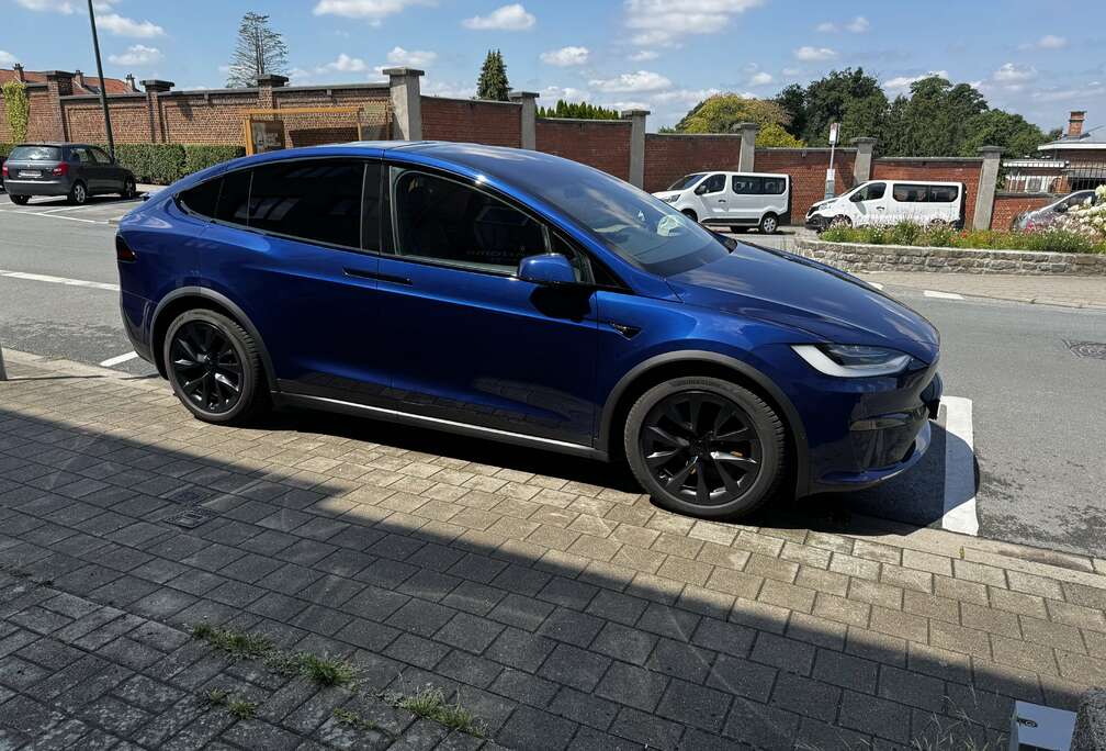 Tesla 100 kWh Tri Motor Plaid (750 kW)