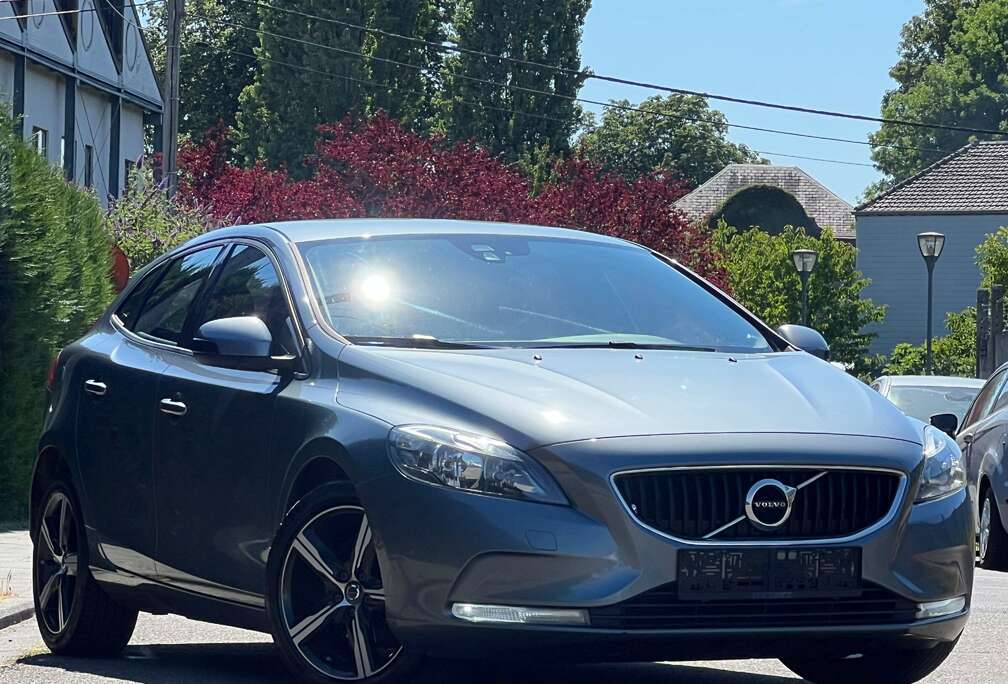 Volvo 2.0 D2 Eco // CT OK // LED // NAVI // AIRCO