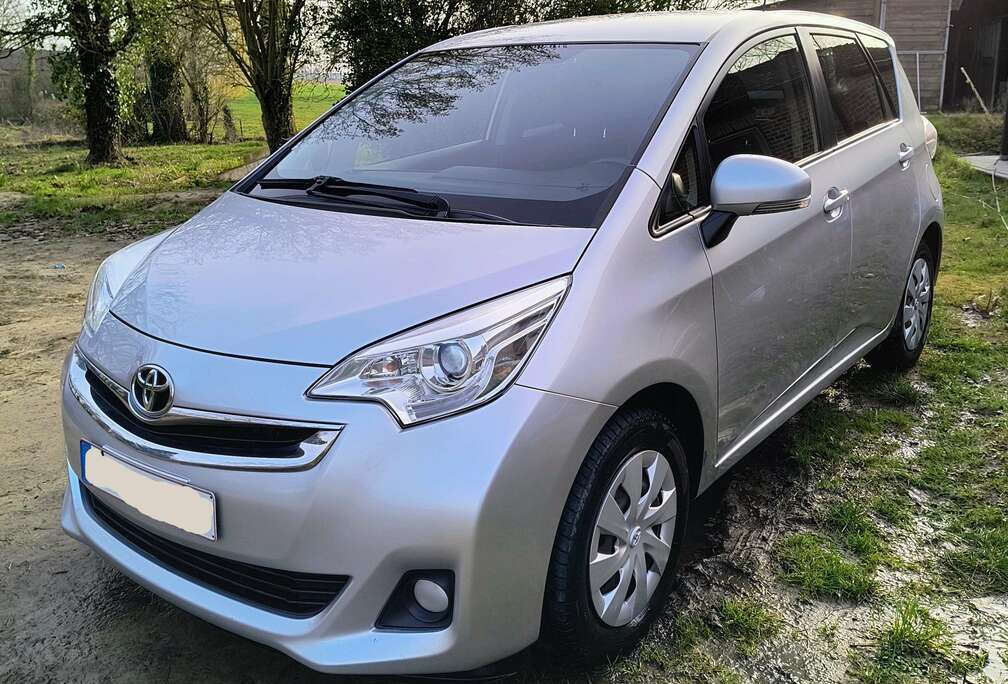 Toyota Verso S 1.33 VVT-i Comfort