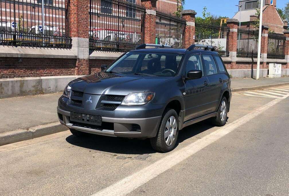Mitsubishi Outlander 2.0i 16v Instyle 4WD