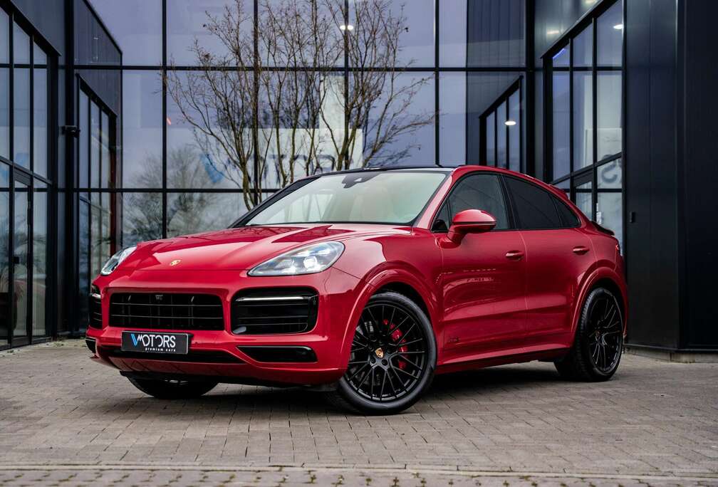 Porsche Cayenne GTS Coupe - Burmester - Sport Chrono -