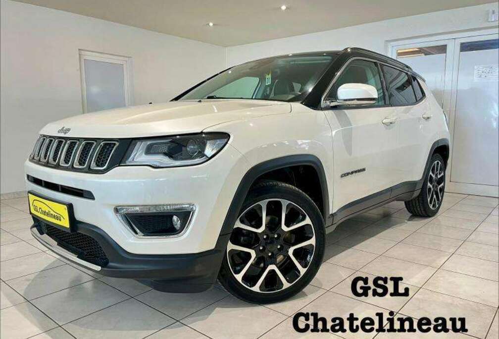 Jeep 1.400cc essence  140cv blanc 05/18 61324km Airco G