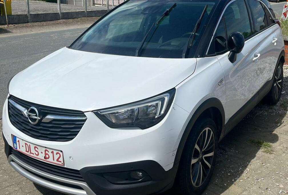 Opel Crossland X 1.6 CDTI Blueinjection distribution cassée