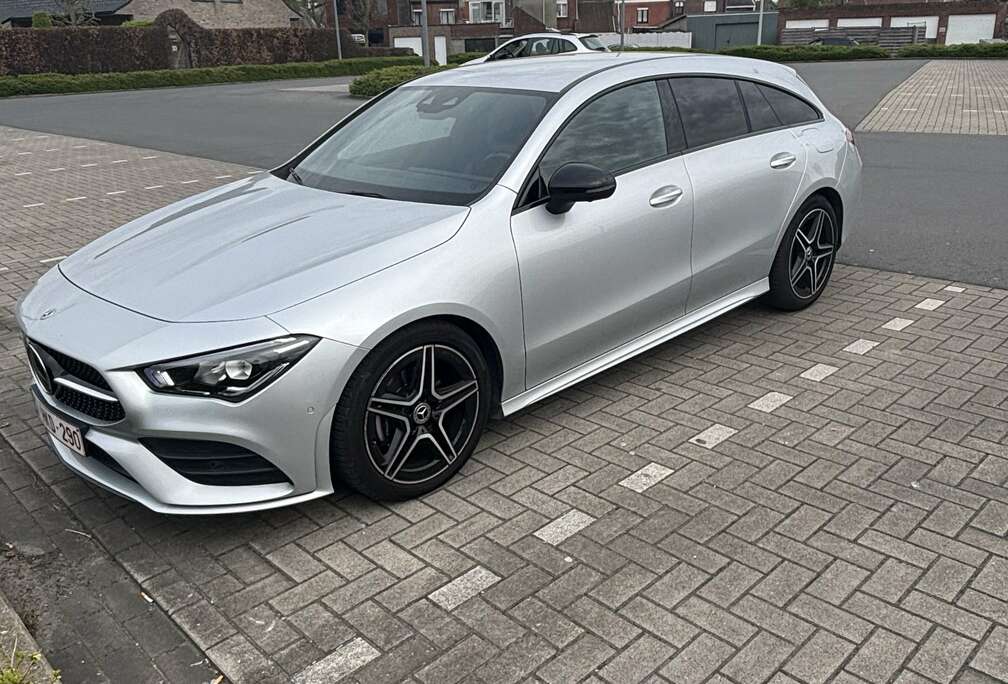 Mercedes-Benz d Shooting Brake 8G-DCT AMG Line