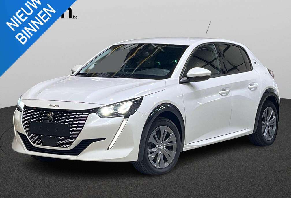 Peugeot e-208