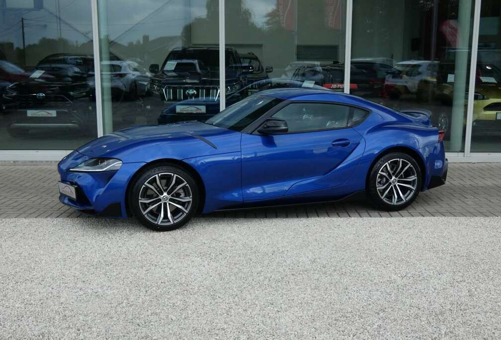 Toyota GR 8AT SPORT +LEDER +Zetelverwarming +Camera