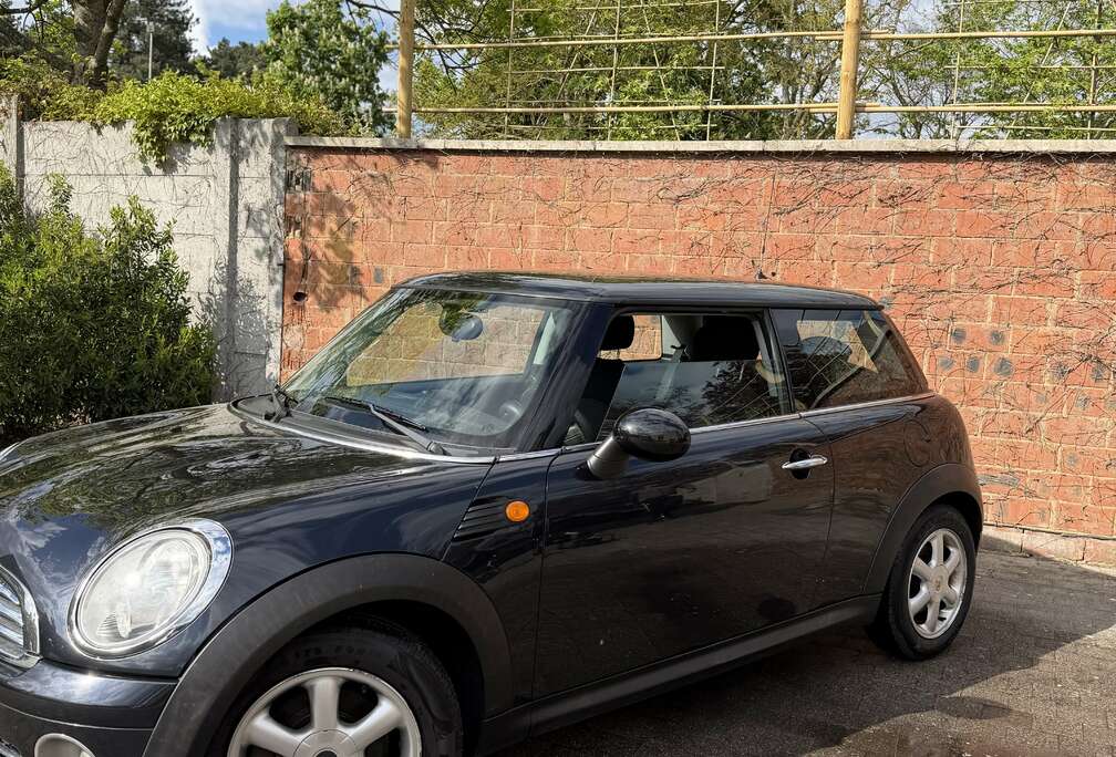 MINI 1.6i