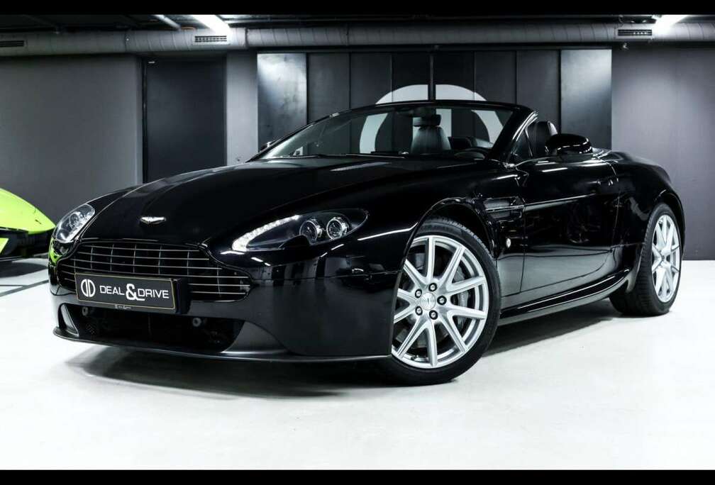 Aston Martin Vantage VANTAGE ROADSTER 4.7 436MANUALNAVIPDC