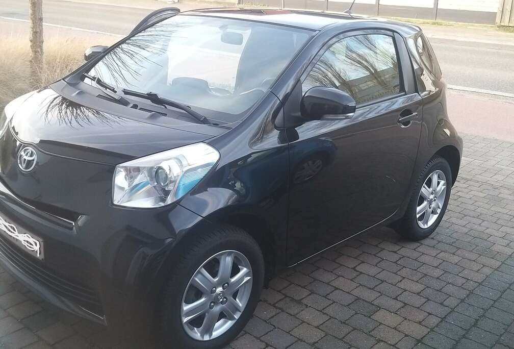 Toyota iQ 1.0i VVT-i Sol