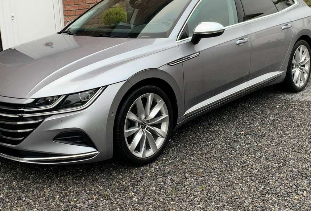 Volkswagen SB 2.0 TDi SCR Elegance DSG