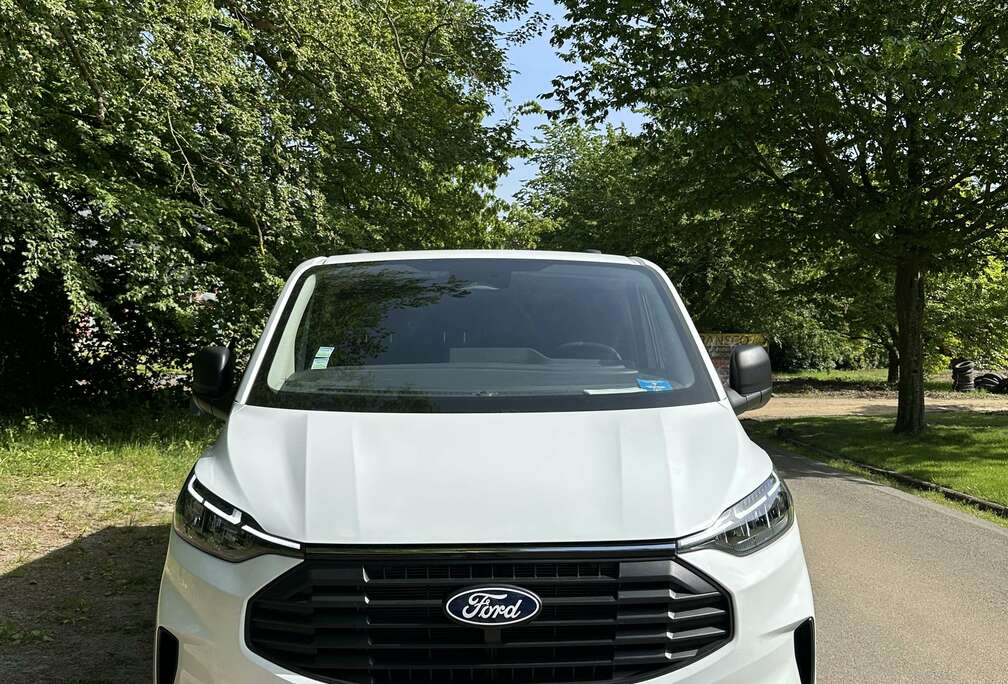 Ford 2.0 TDCi L1H1 Limited S/S (EU6.2)