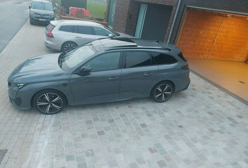 Peugeot SW 1.2 PureTech GT S&S (EU6.4)