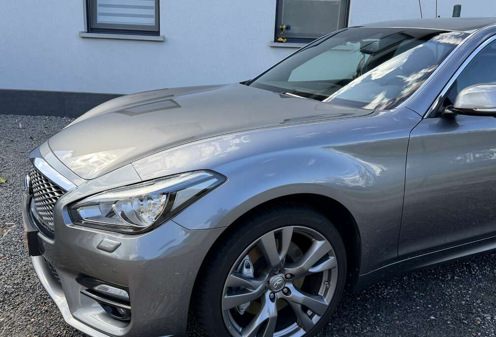 Infiniti 2.2d Sport