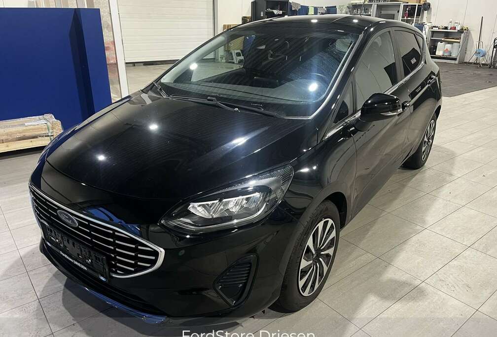 Ford Titanium 1.0i 100pk 5d