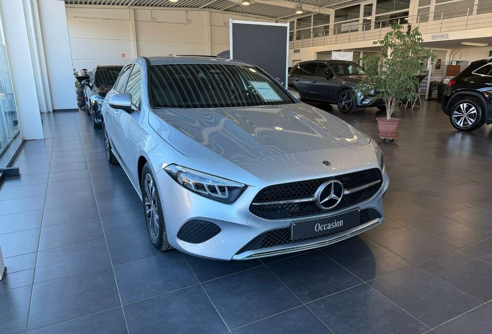 Mercedes-Benz A 180 d Business Line