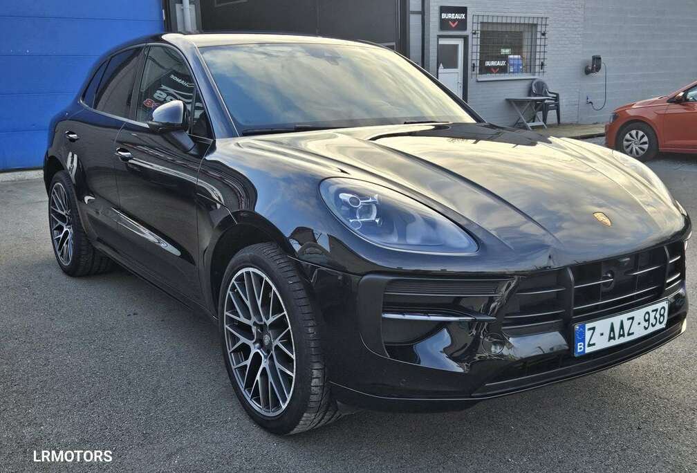 Porsche Macan 2.0 Turbo PDK accident // schade //leger
