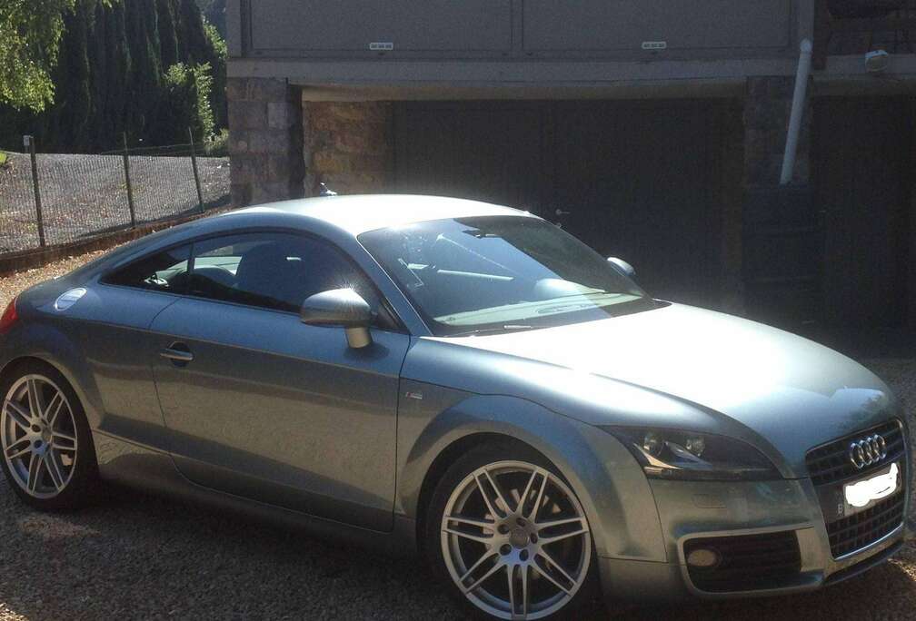 Audi TT Coupé 2.0 TFSI S line