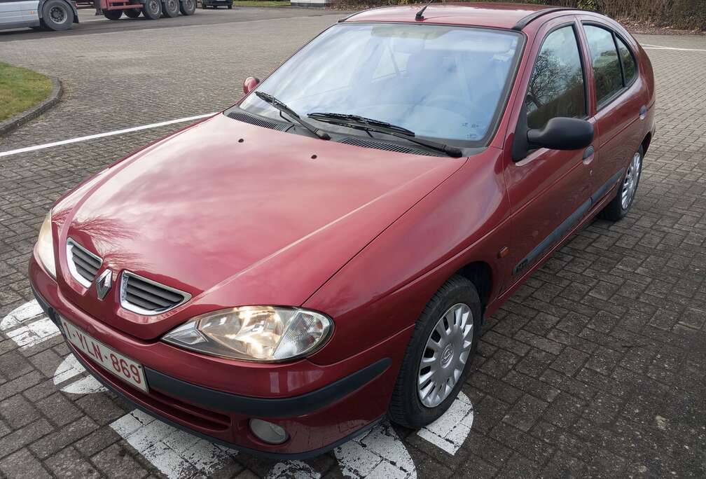Renault 1.4i 16v Expression