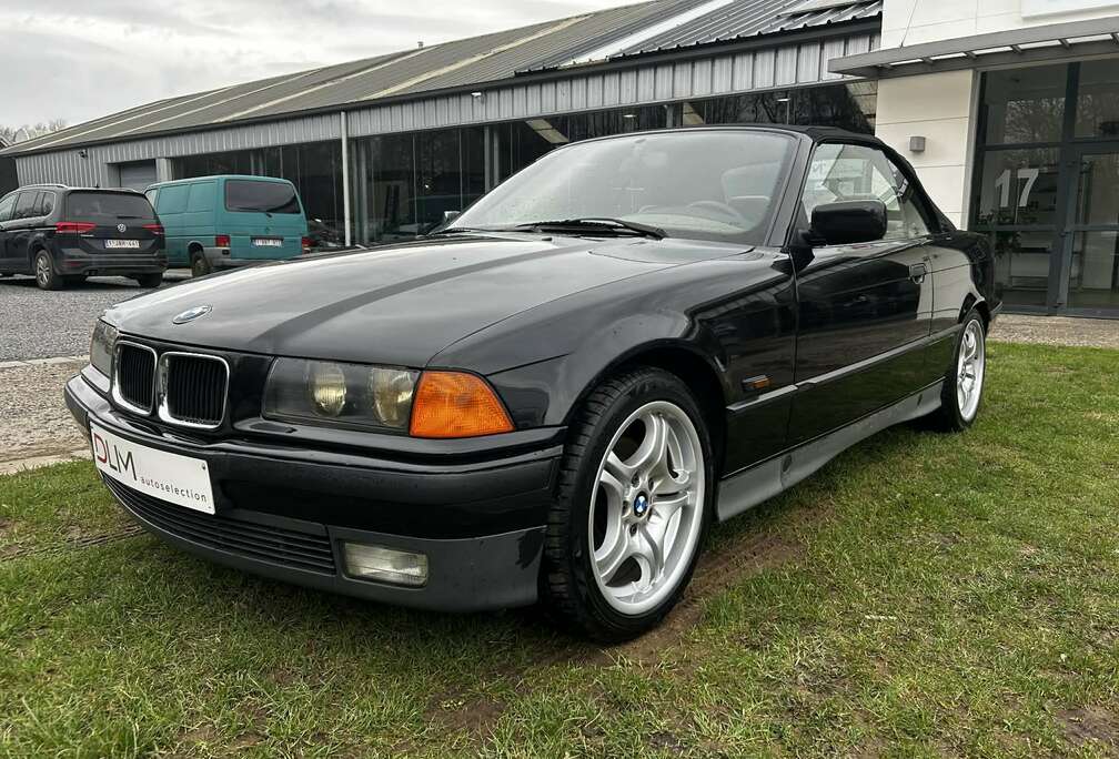 BMW i cabriolet, jantes 17\' M technic, bache semi auto