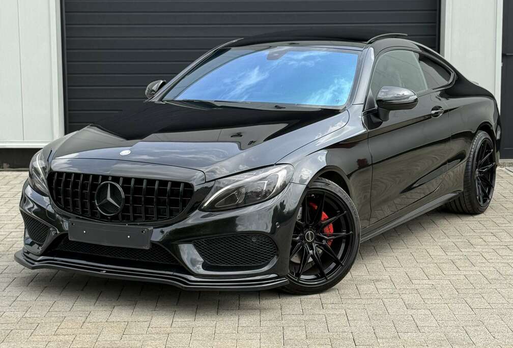 Mercedes-Benz C180 Essence Coupe Boîte automatqiue Pack AMG