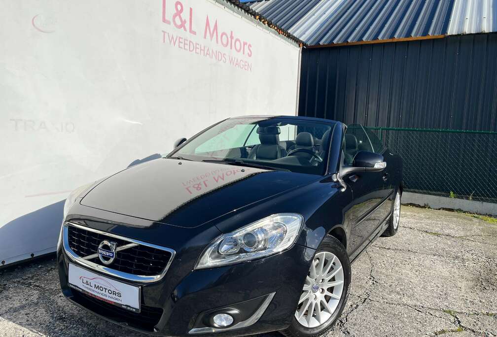 Volvo Cabriolet 2.0 D3  5Cylindre*Leder Cruise Pdc Alu*