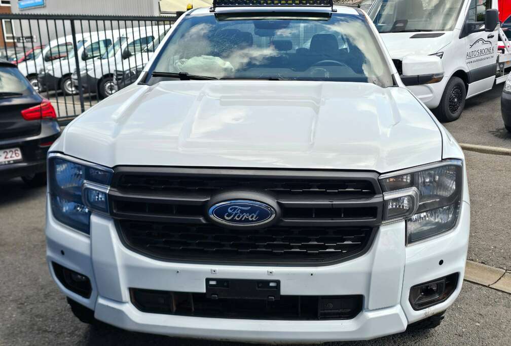 Ford 2.0 TD EcoBlue / Schadewagen / Export handelaar / 16000km