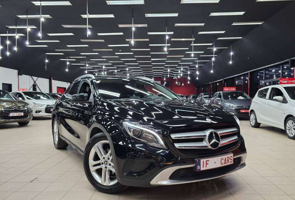 Mercedes-Benz GLA 220 d 4-Matic**NAVIGATIE**CAMERA**LEDER**NIEUWE STAAT**