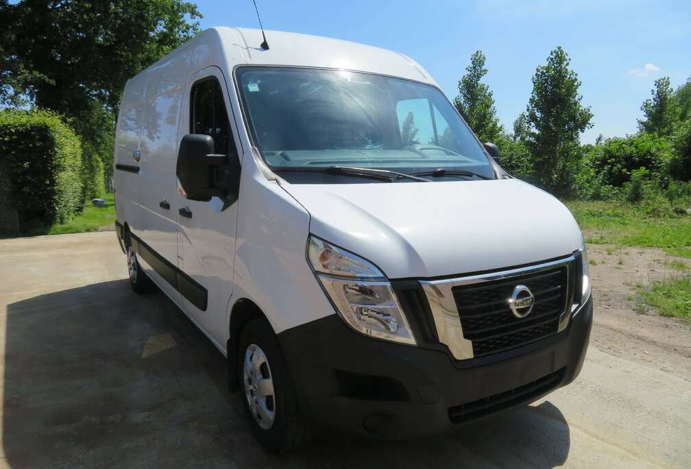 Nissan 2.3dCi - L2H2