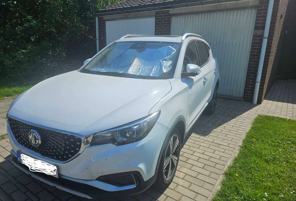 MG e-ZS 44.5 kWh Luxury