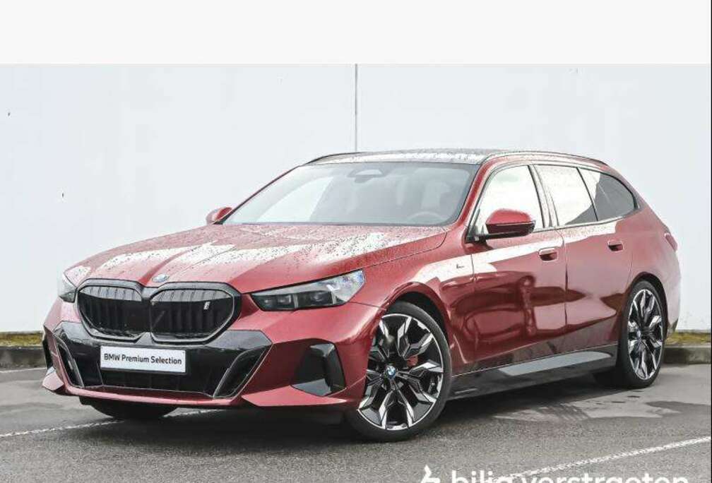 BMW eDrive40 Touring MPRO - PANO - ACC - 360 - B&W