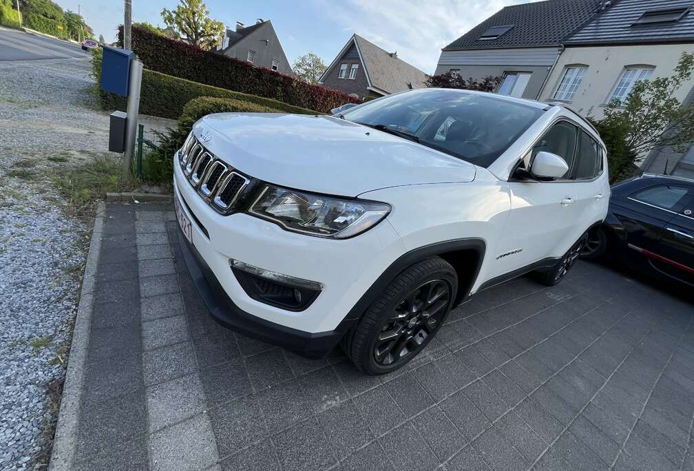 Jeep 1.4 Turbo 4x2 Longitude Business