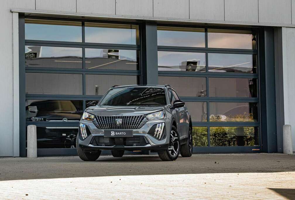 Peugeot 130 PK AT  Camera  Navi  Airco  Parkeersens...