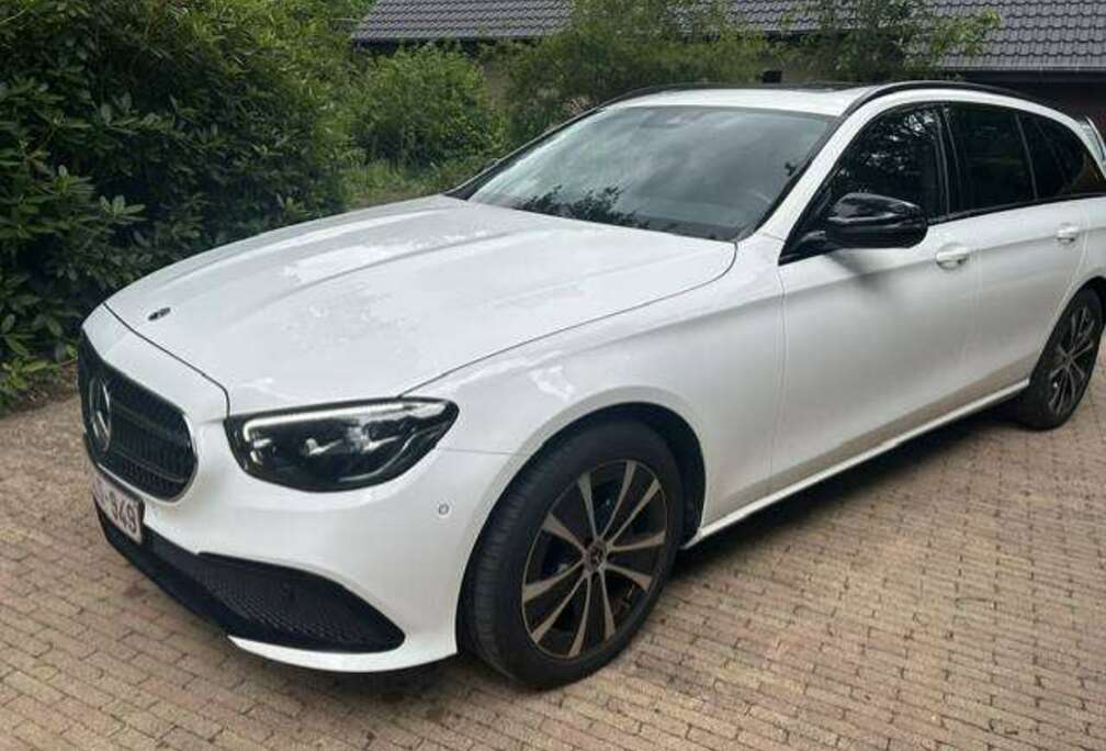 Mercedes-Benz E 300 e PHEV