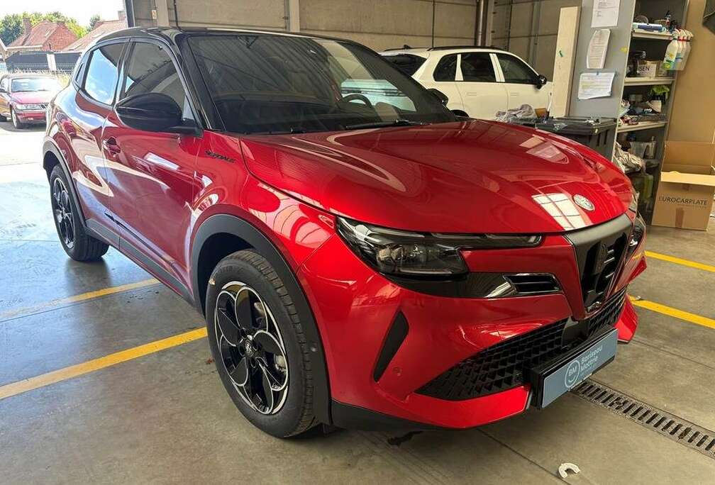 Alfa Romeo SPECIALE  1.2 Hybrid 136 eDCT6 * NAVI * 180CAMERA