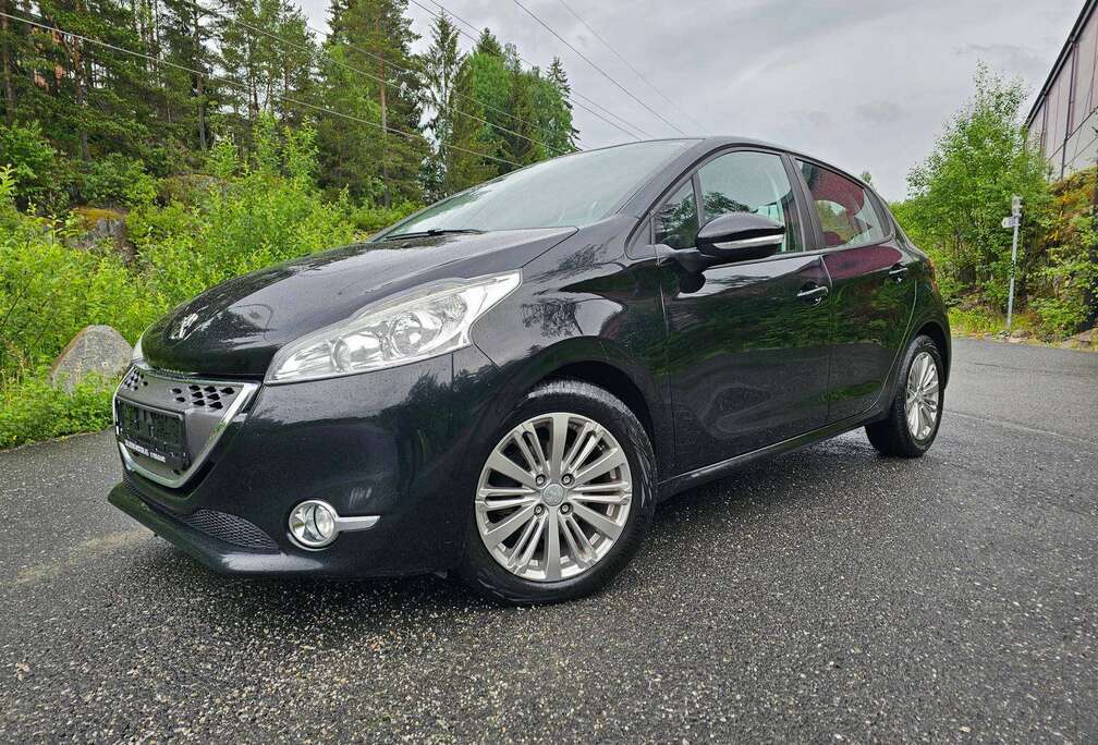Peugeot 208 1.0i Access