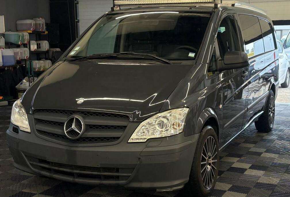 Mercedes-Benz 3.0 CDI V6 AUTOMAAT DUBBELE CABINE 6-ZITPLAATSEN