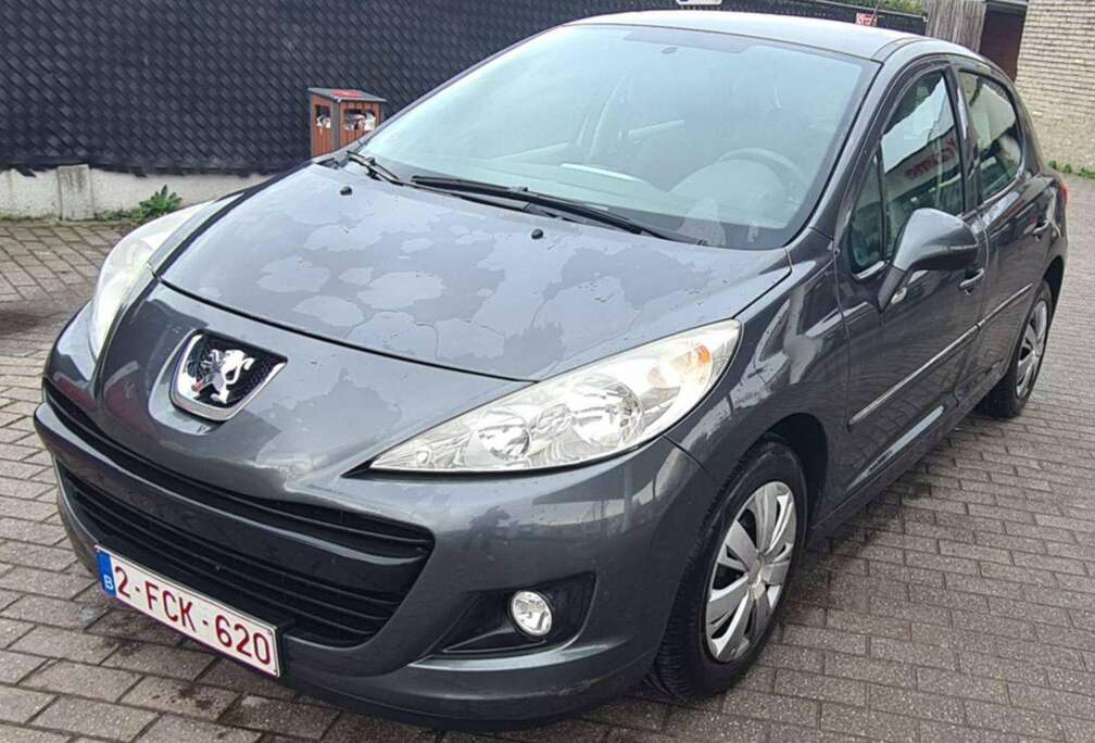 Peugeot 207  1.4i Access