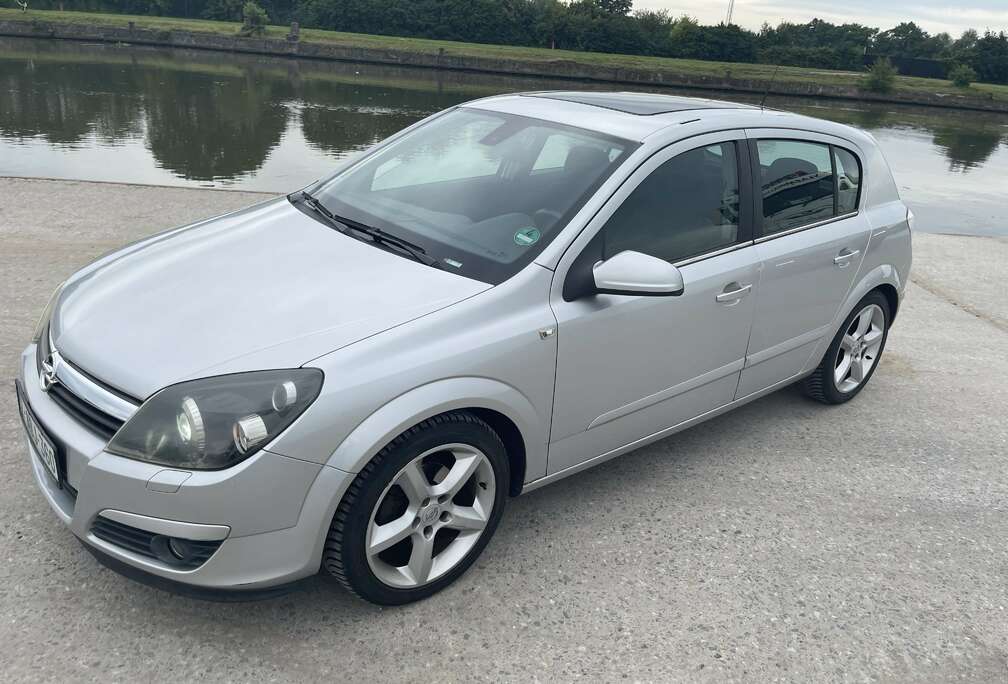 Opel 1.8i XE 16v Elegance