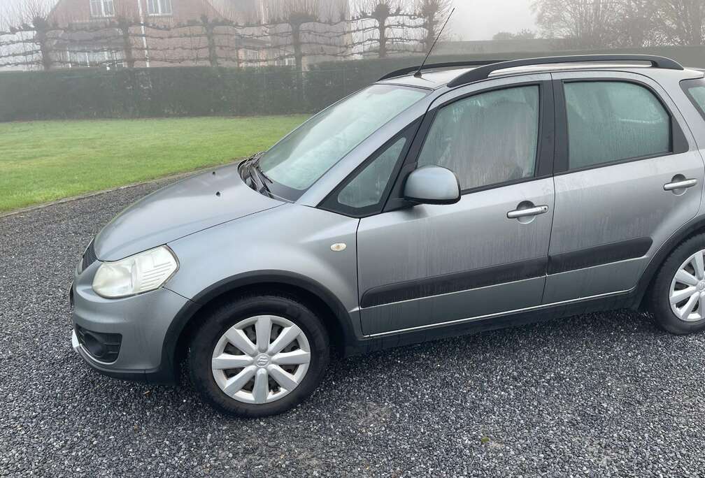 Suzuki SX4 1.5 Streetline 4x2 Classic