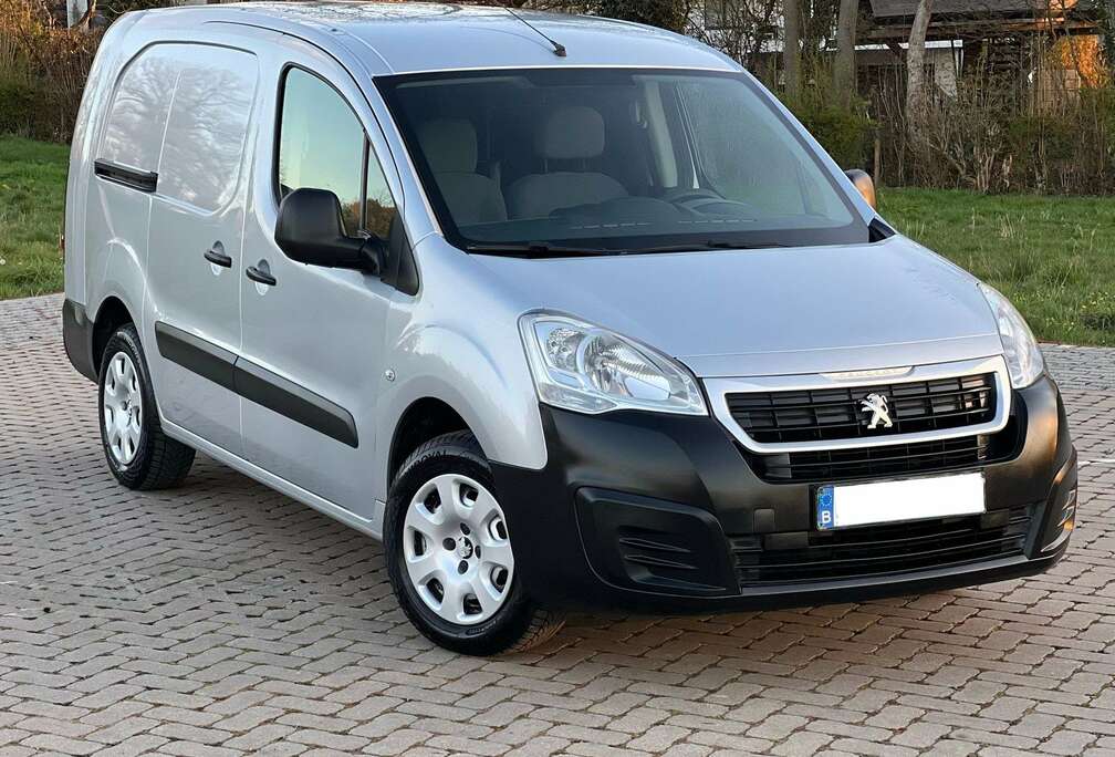 Peugeot 1.6HDI Long Châssis **162.000**Km CarPass Airco
