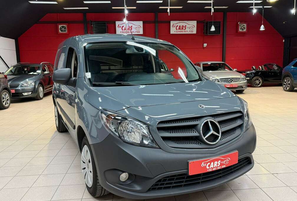 Mercedes-Benz 111 CDI lang**AIRCO**CAMERA**START-STOP**