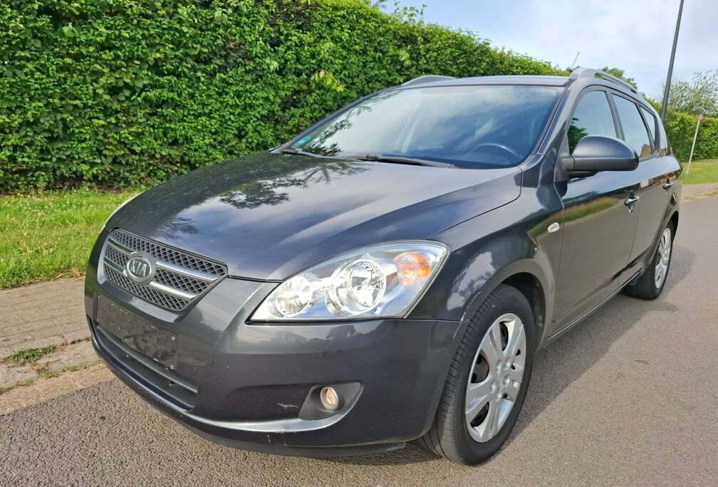 Kia Cee\'d Sw  1.6 CRDi Climat