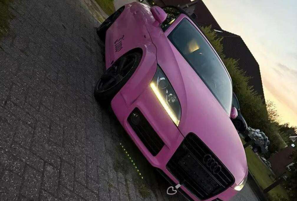 Audi Spéciale couleur rose
