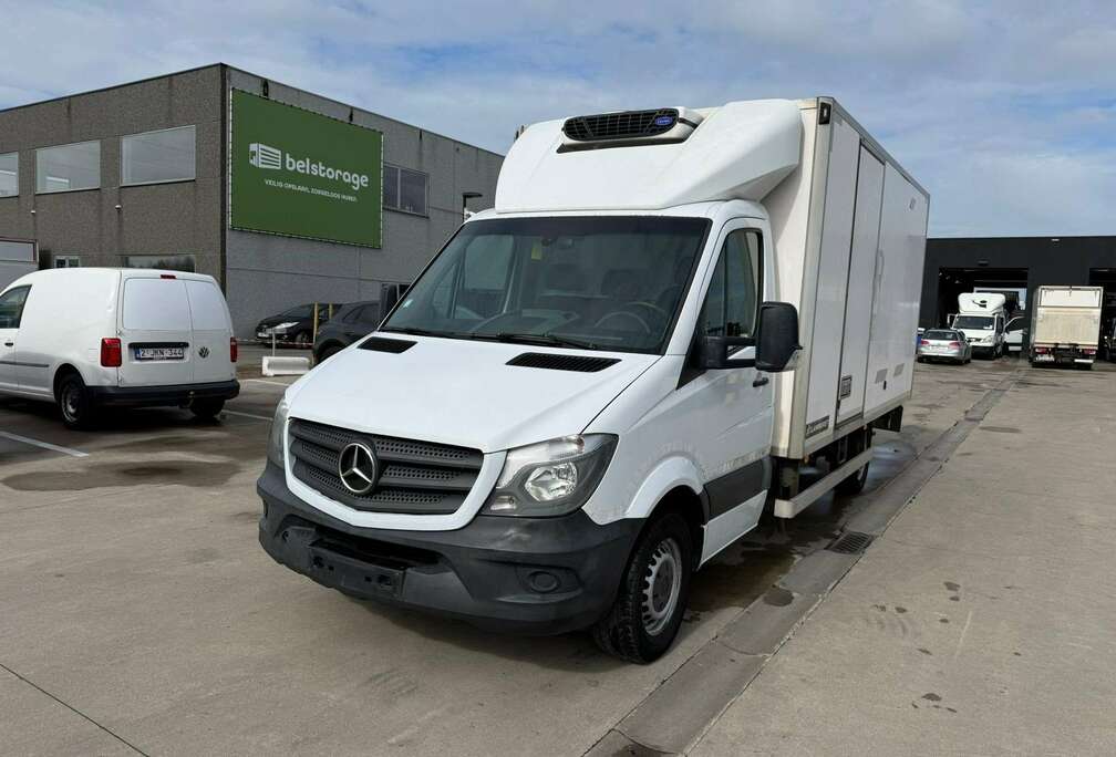 Mercedes-Benz 313 (Stock ID 47141)