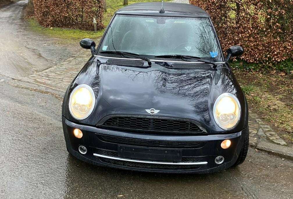 MINI Mini Cabriolet 1.6i 16v Cooper